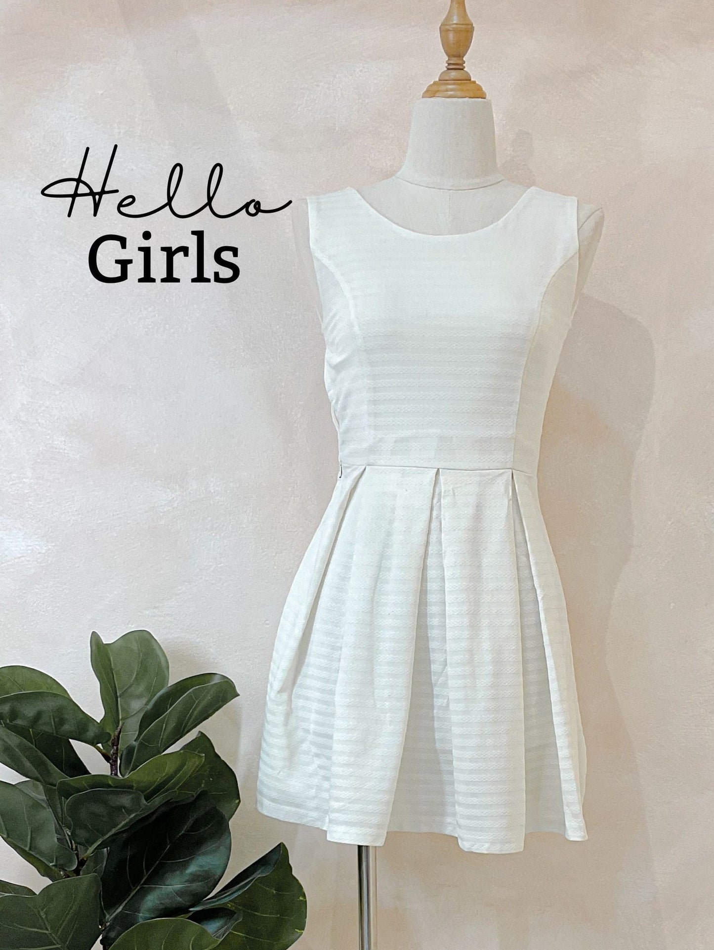 Sleeveless Fit & Flare Mini Dress – White Textured Casual A-Line