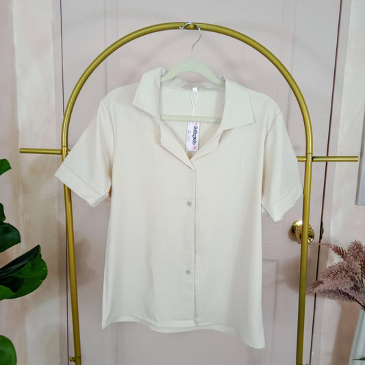 Classic Button-Down Collared Blouse – Neutral Short Sleeve Top