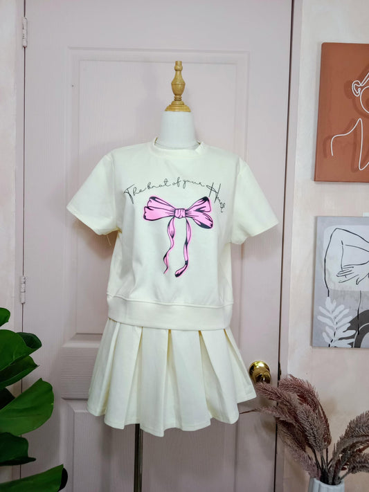 Girls' Bow Graphic Top and Pleated Skirt