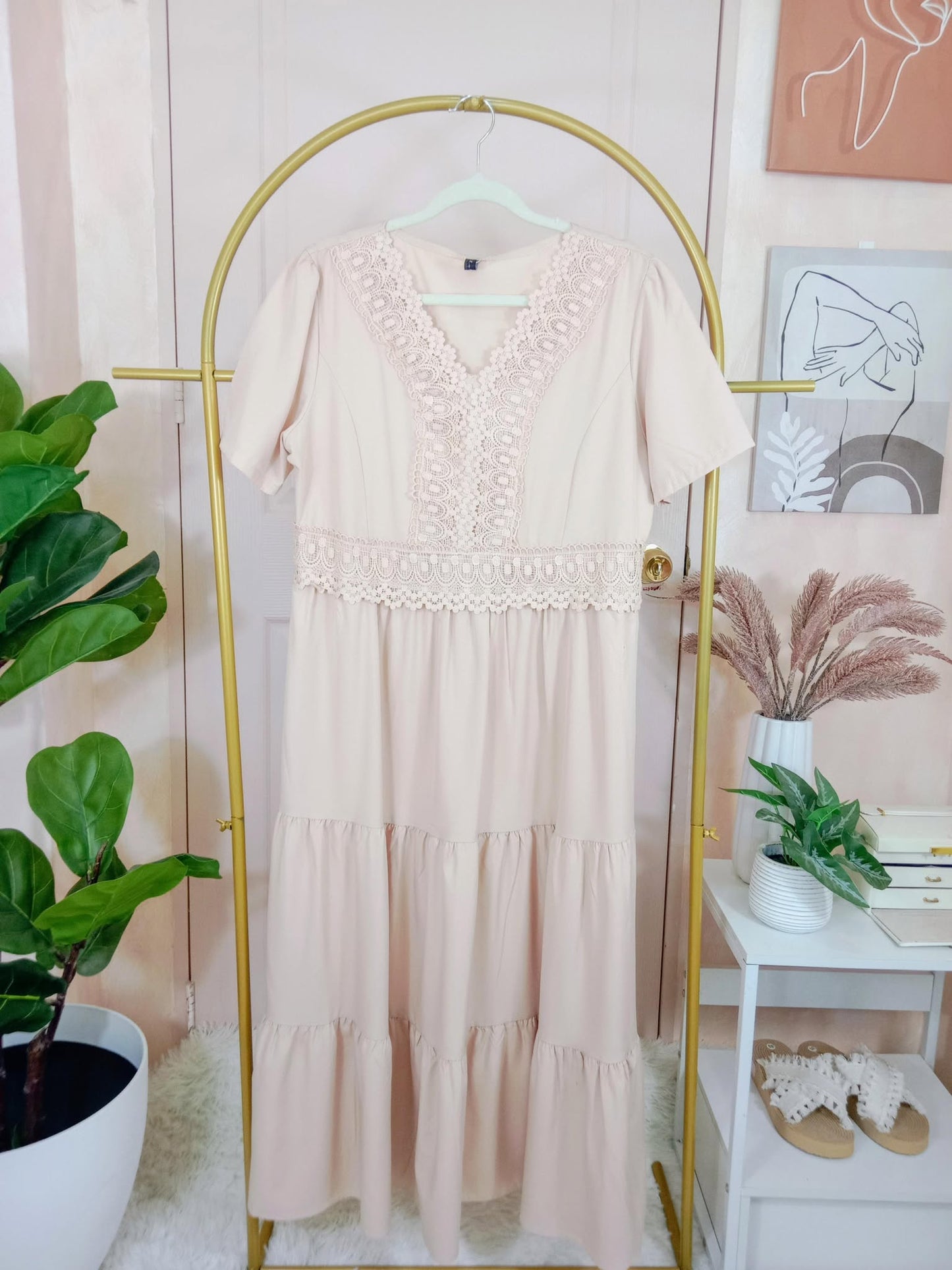 Boho-Inspired Tiered Midi Dress with Lace Detail