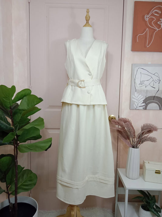 Sleeveless Belted Vest and Maxi Skirt