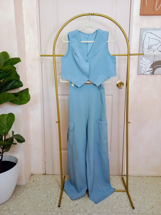 Chic Two-Piece Sleeveless Terno Set with Wide-Leg Pants