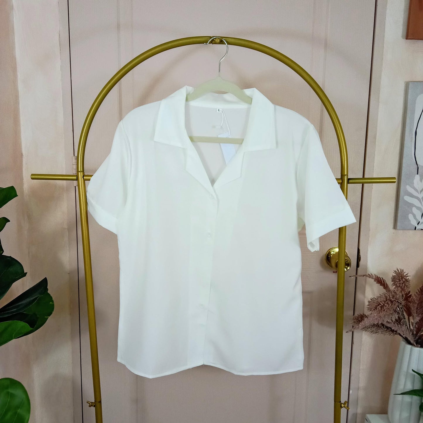 Classic Button-Down Collared Blouse – Neutral Short Sleeve Top
