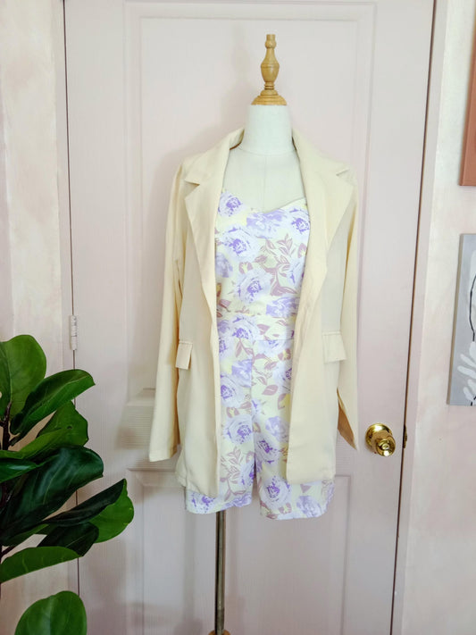 Chic Three-Piece Floral Set with Blazer