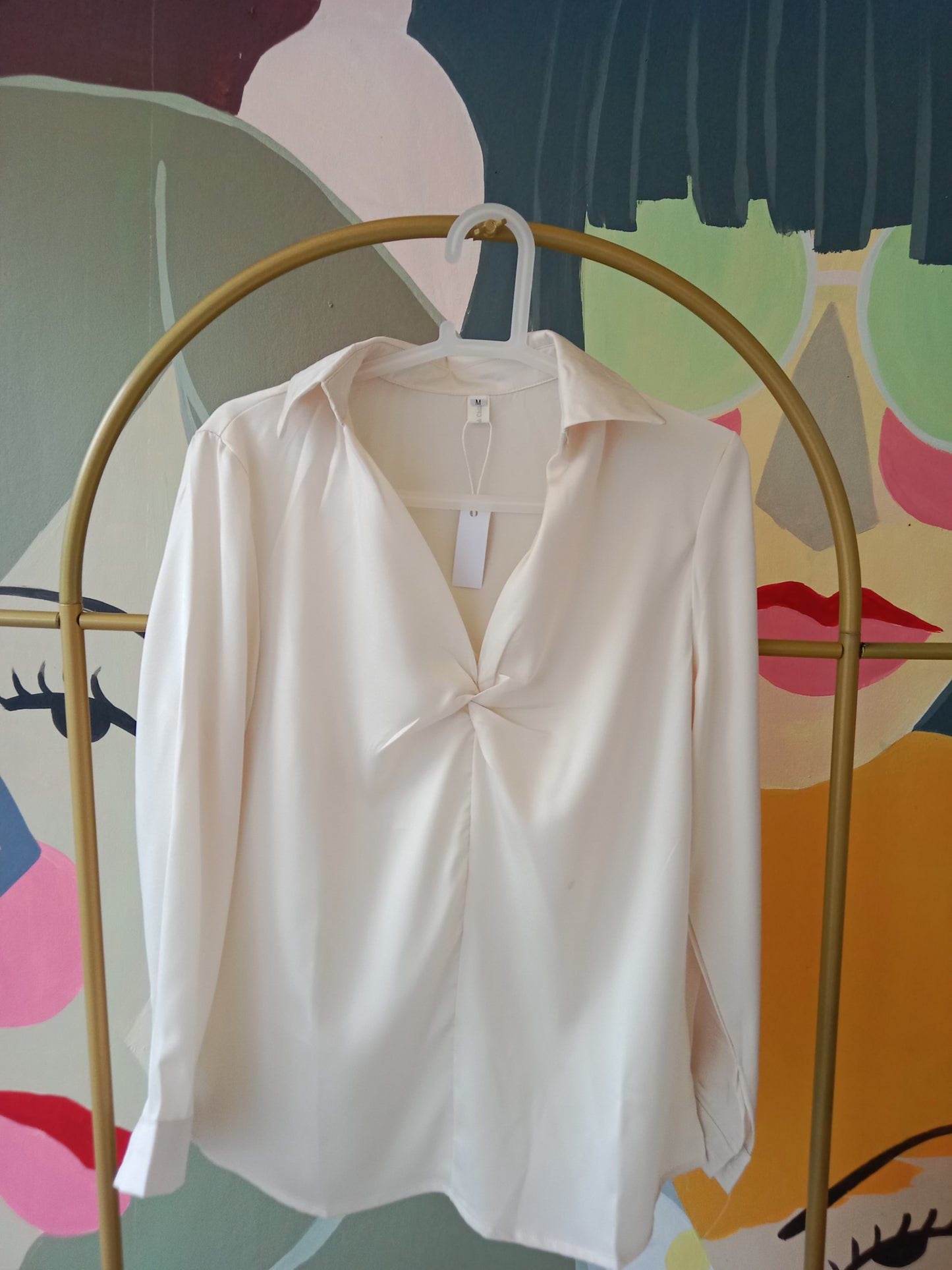 Chic Satin Long Sleeve Collared Blouse