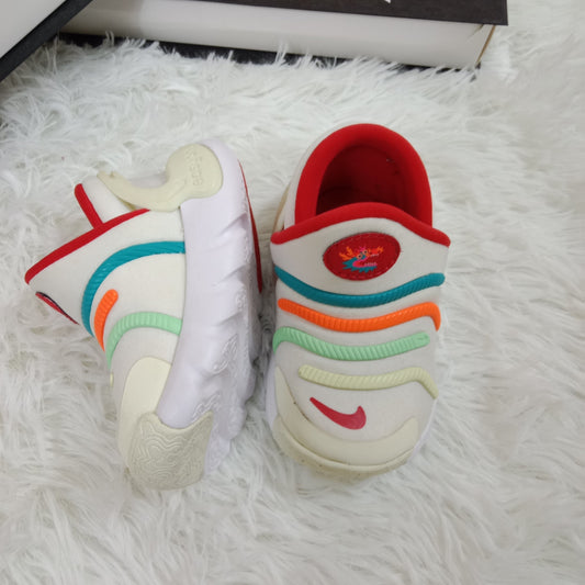 Nike Dynamo Go EasyOn Kids Shoes